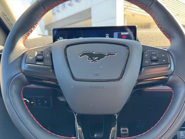 Used 2025 Ford Mustang Mach-E Premium w/ Sport Appearance Package image 17
