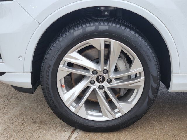 Used 2023 Audi Q7 3.0T Premium Plus w/ Premium Plus Package image 17
