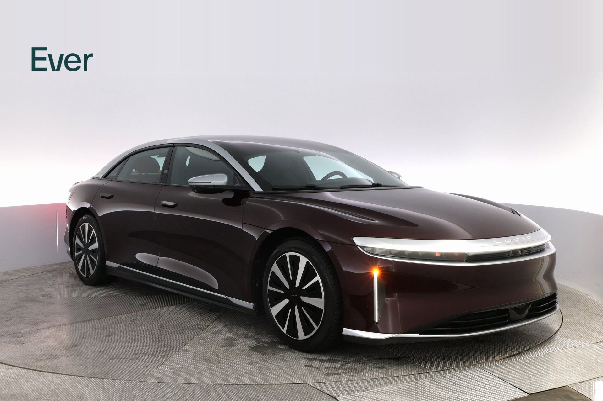 Used 2023 Lucid Air Grand Touring image 4