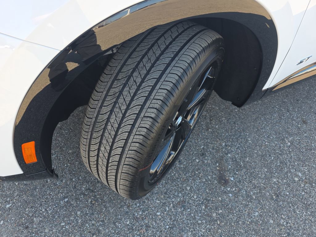 New 2026 Buick Envision Sport Touring image 36