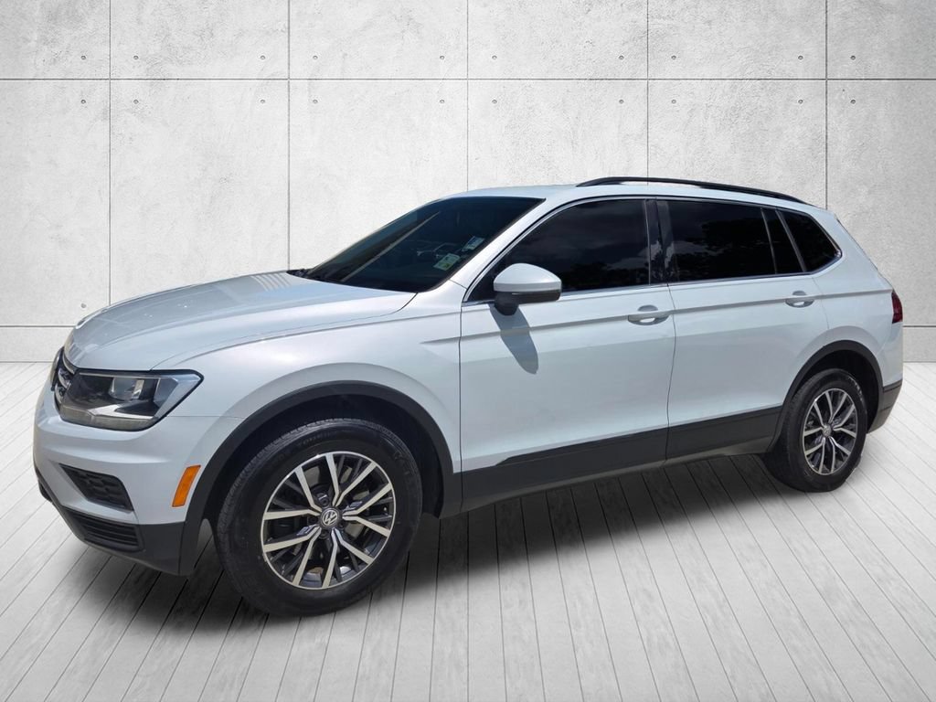 Used 2019 Volkswagen Tiguan SE w/ Panoramic Sunroof Package FWD image 9