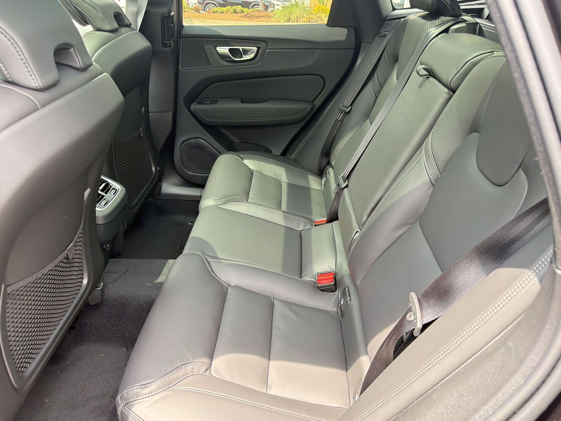 New 2026 Volvo XC60 B5 Ultra w/ Climate Package AWD/4WD image 15
