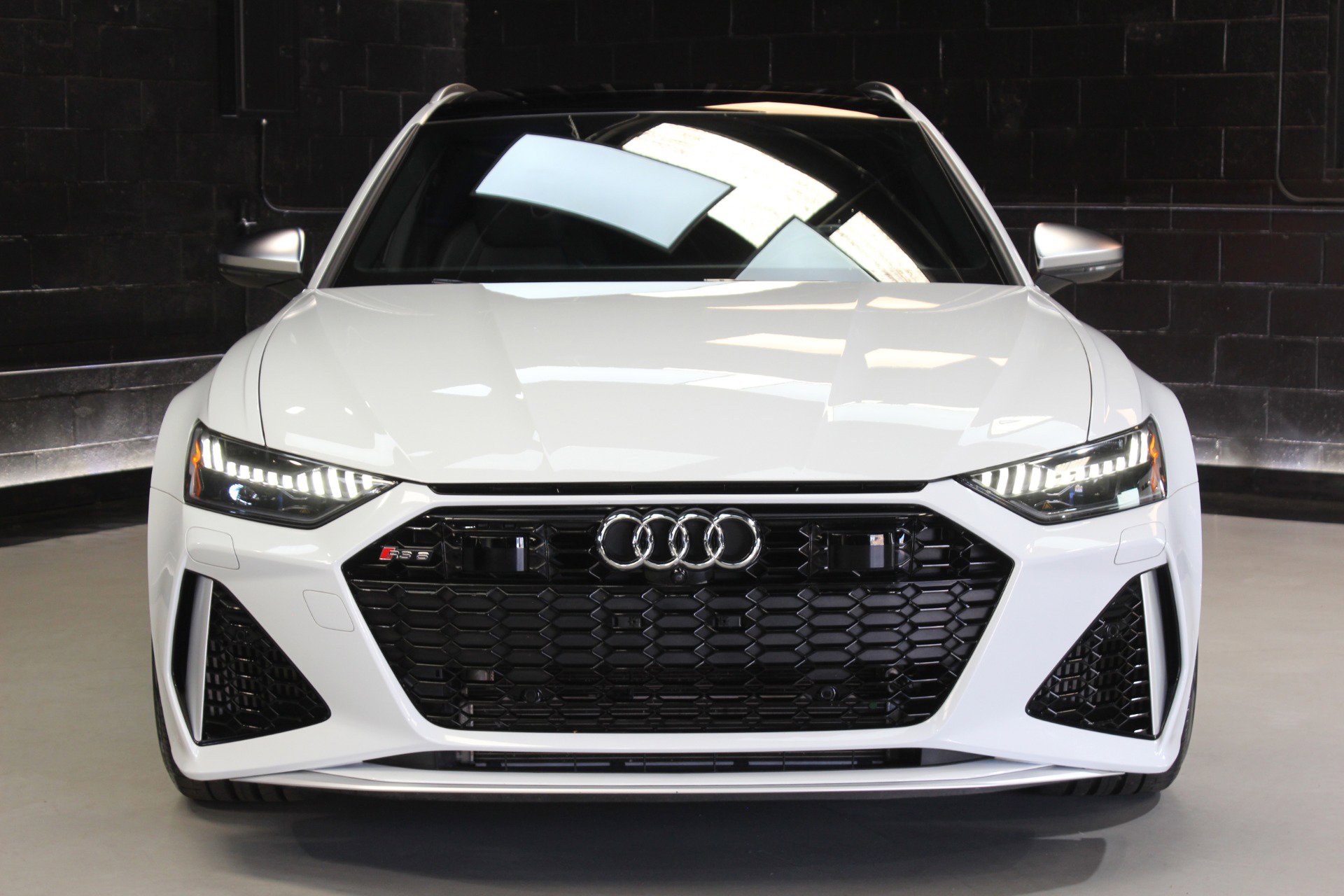 Used 2023 Audi RS 6 image 10