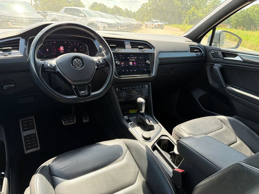 Used 2019 Volkswagen Tiguan SEL Premium R-Line AWD/4WD image 22