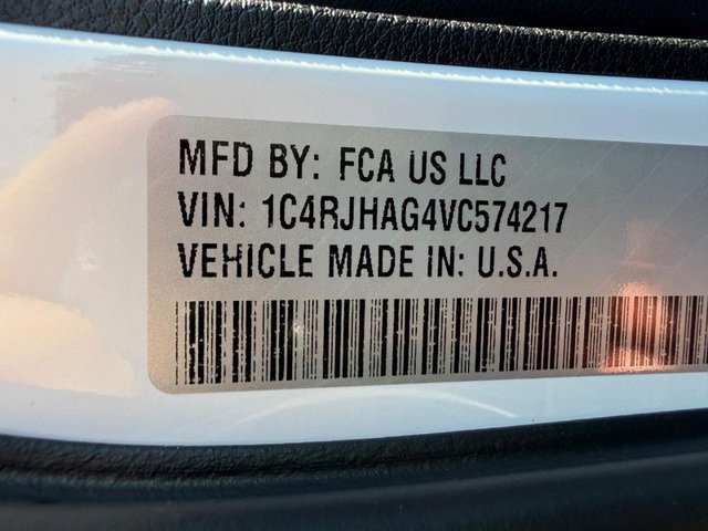 New 2027 Jeep Grand Cherokee Laredo X AWD/4WD image 32