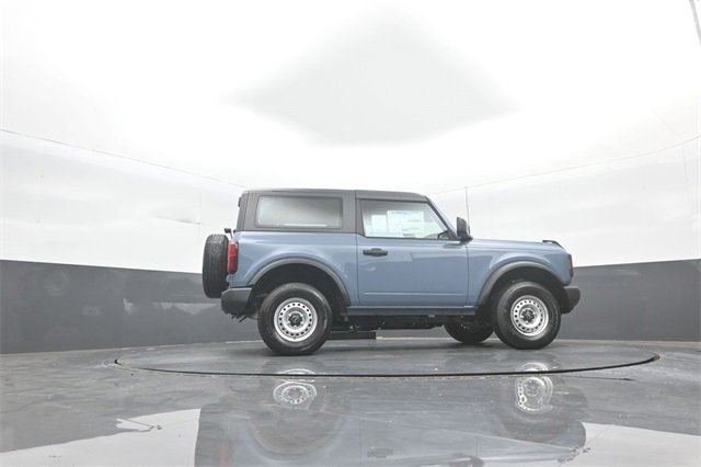 New 2025 Ford Bronco Base image 31