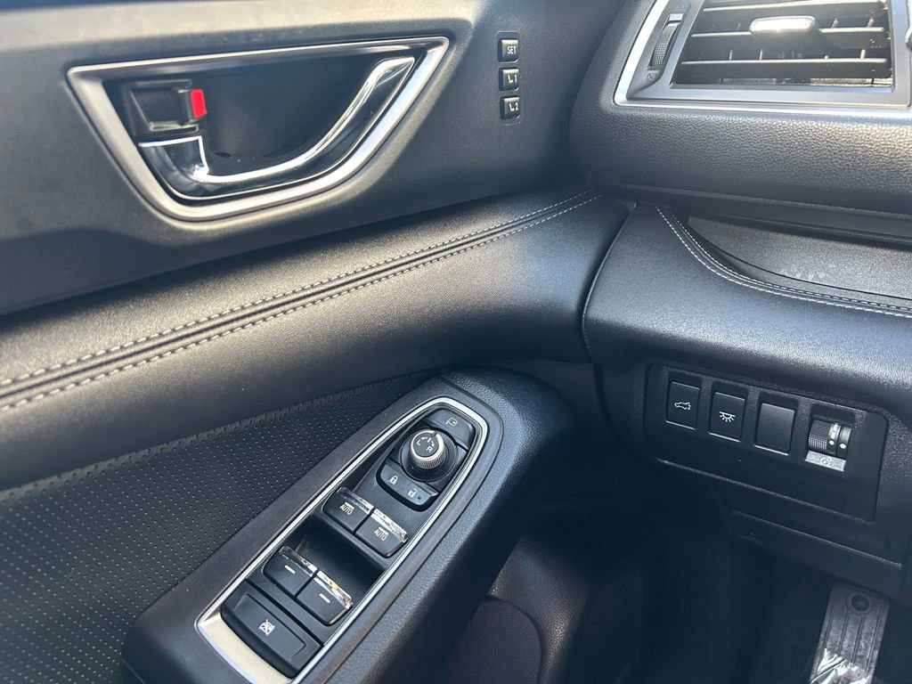 Used 2023 Subaru Ascent Limited w/ Technology Package image 18