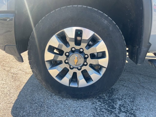 Used 2024 Chevrolet Silverado 2500 Custom w/ Custom Value Package image 31