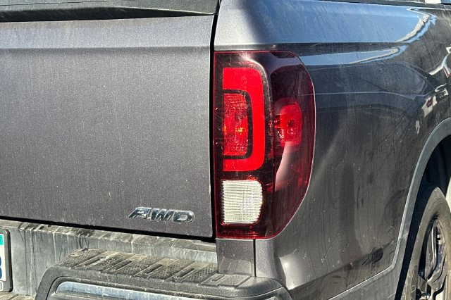 Used 2020 Honda Ridgeline Sport image 7