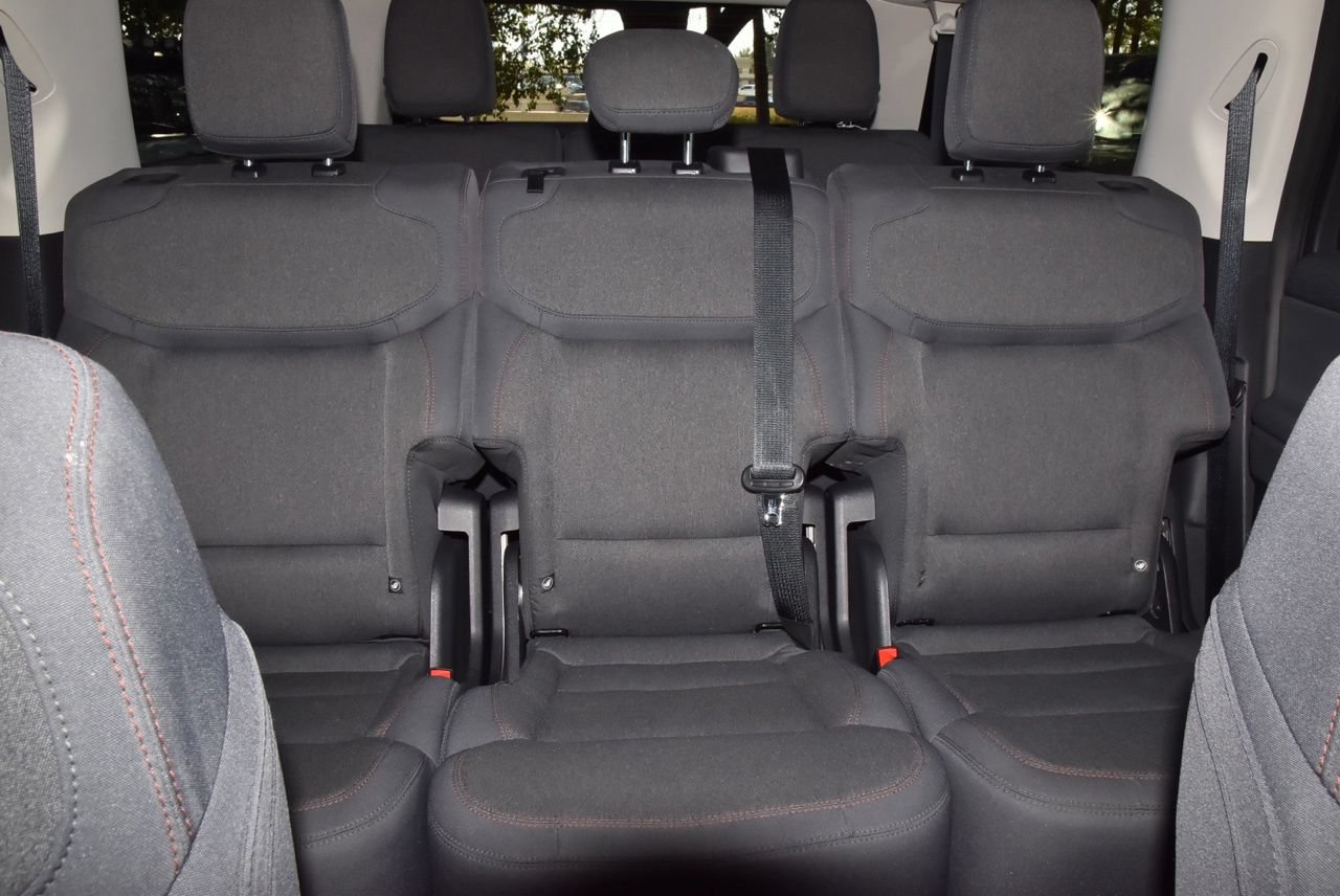Used 2025 Ford Expedition Max Active RWD image 21