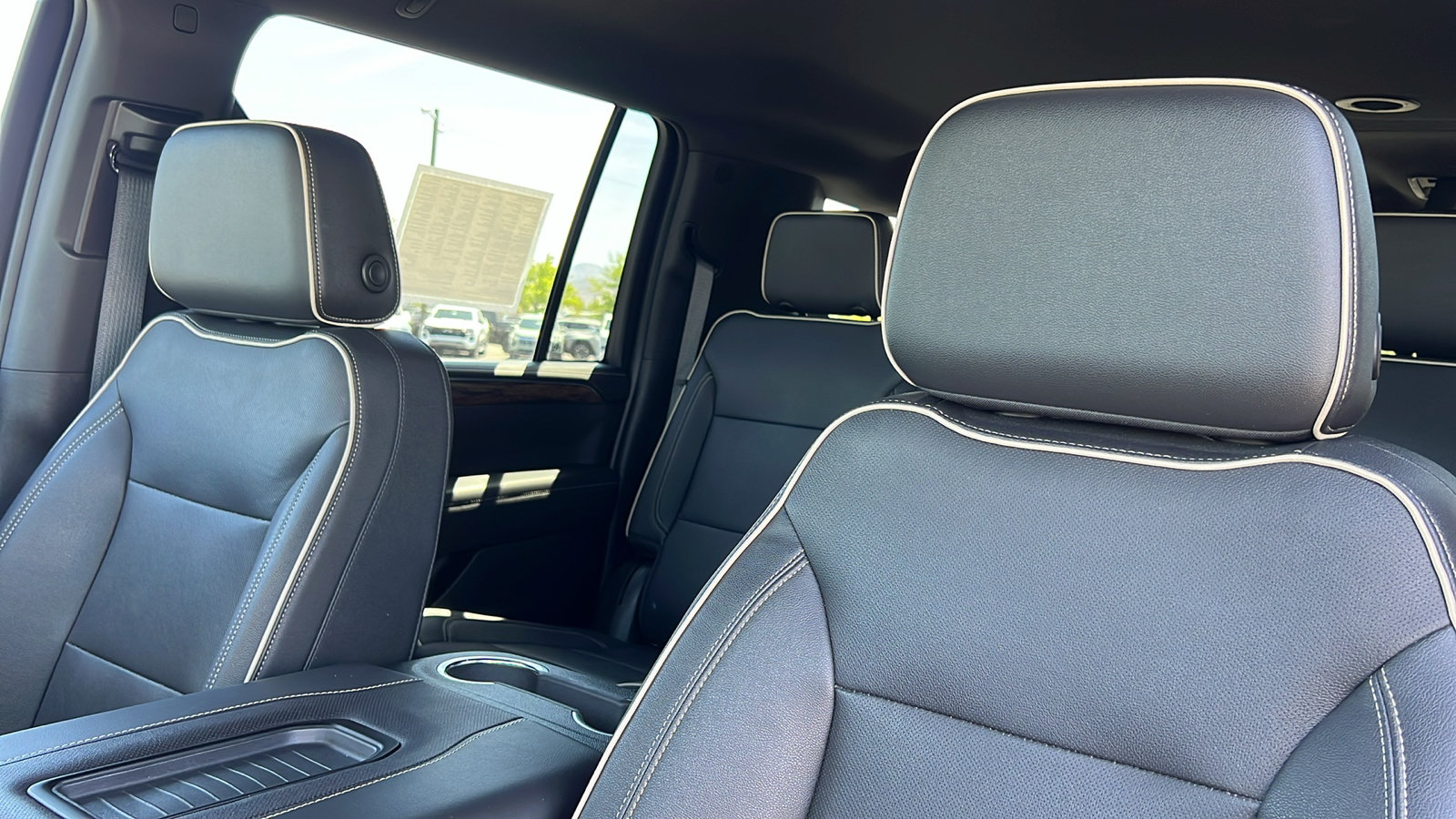 Certified 2023 Chevrolet Suburban Premier AWD/4WD image 24