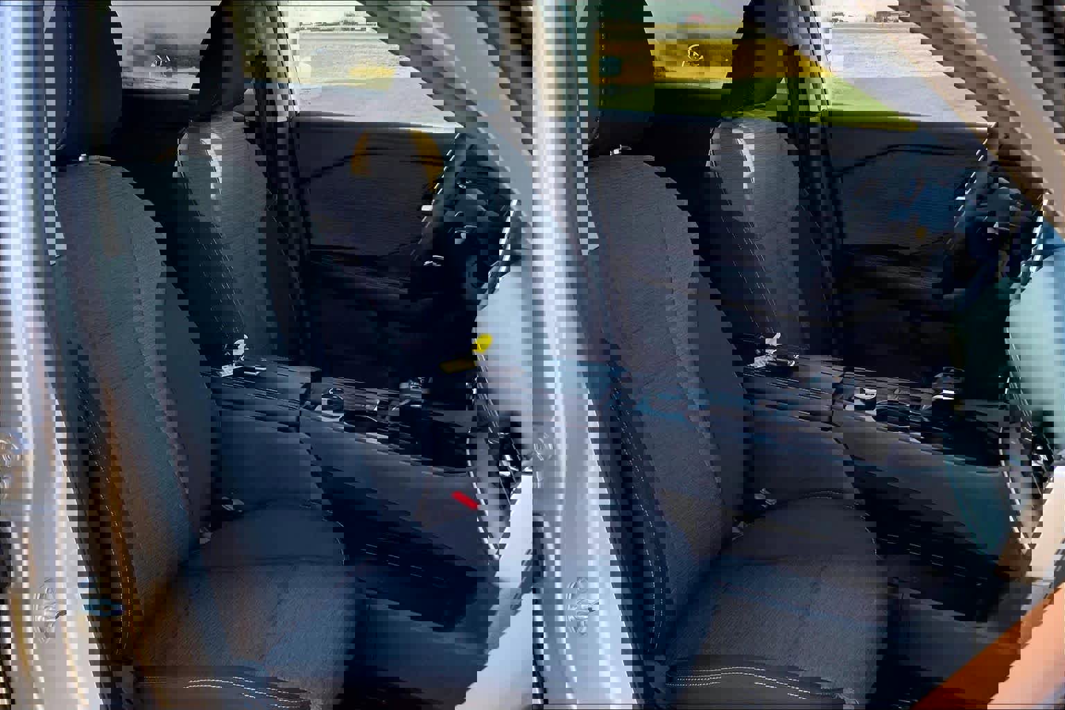 Used 2023 Nissan Rogue SV image 9