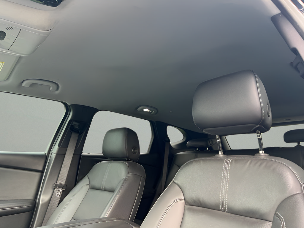 Used 2021 Chevrolet Blazer LT FWD image 16