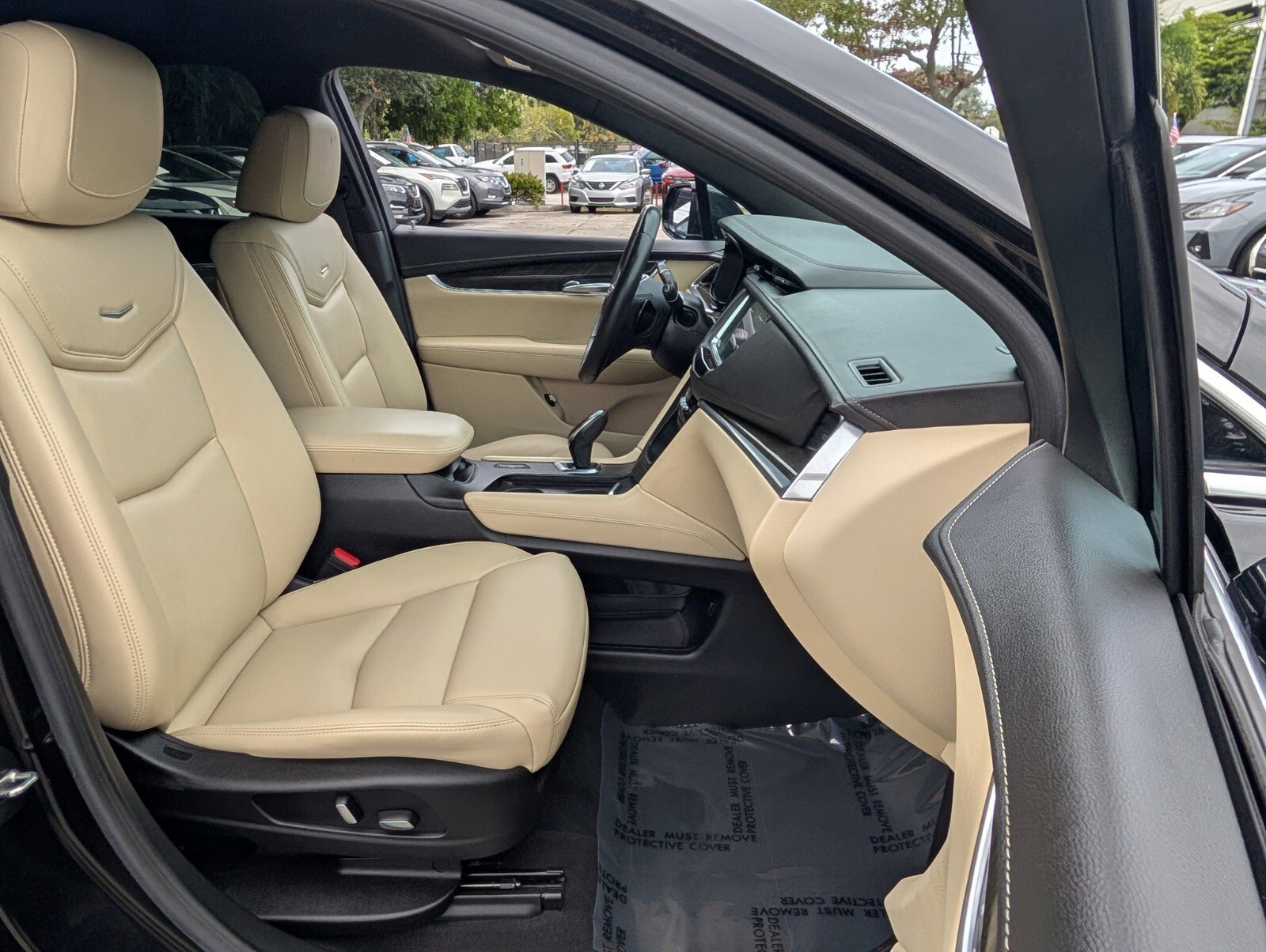 Used 2018 Cadillac XT5 FWD w/ LPO, Wheel Lock Package image 22