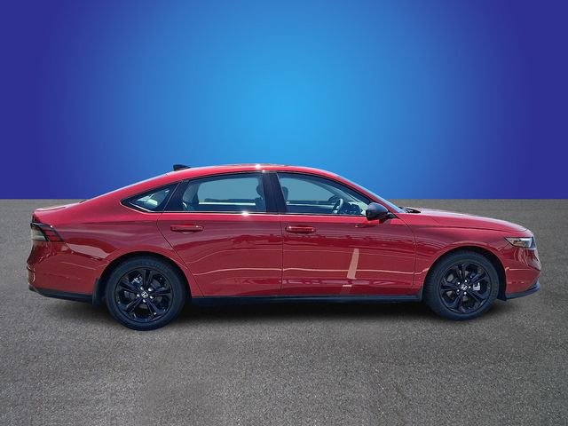 Used 2025 Honda Accord SE image 4