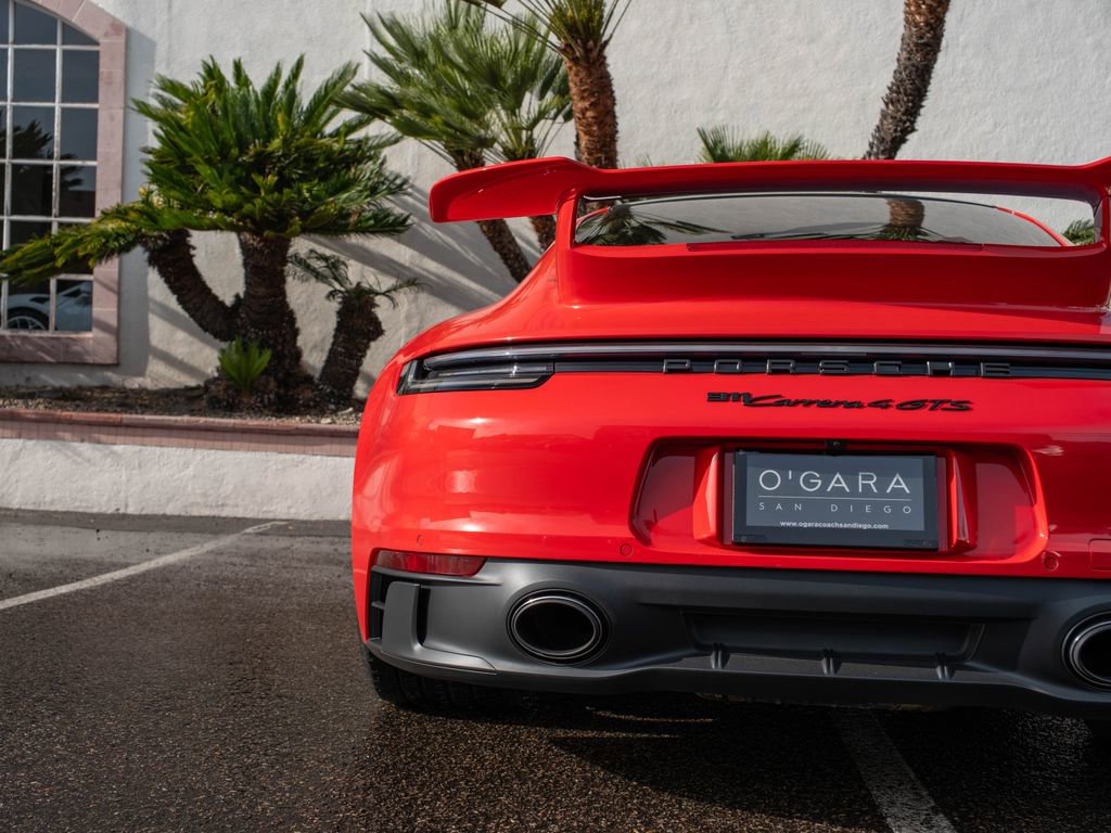 Used 2024 Porsche 911 Carrera 4 GTS AWD/4WD image 32