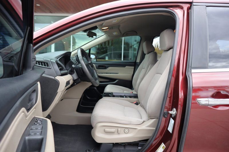 Used 2019 Honda Odyssey EX image 9