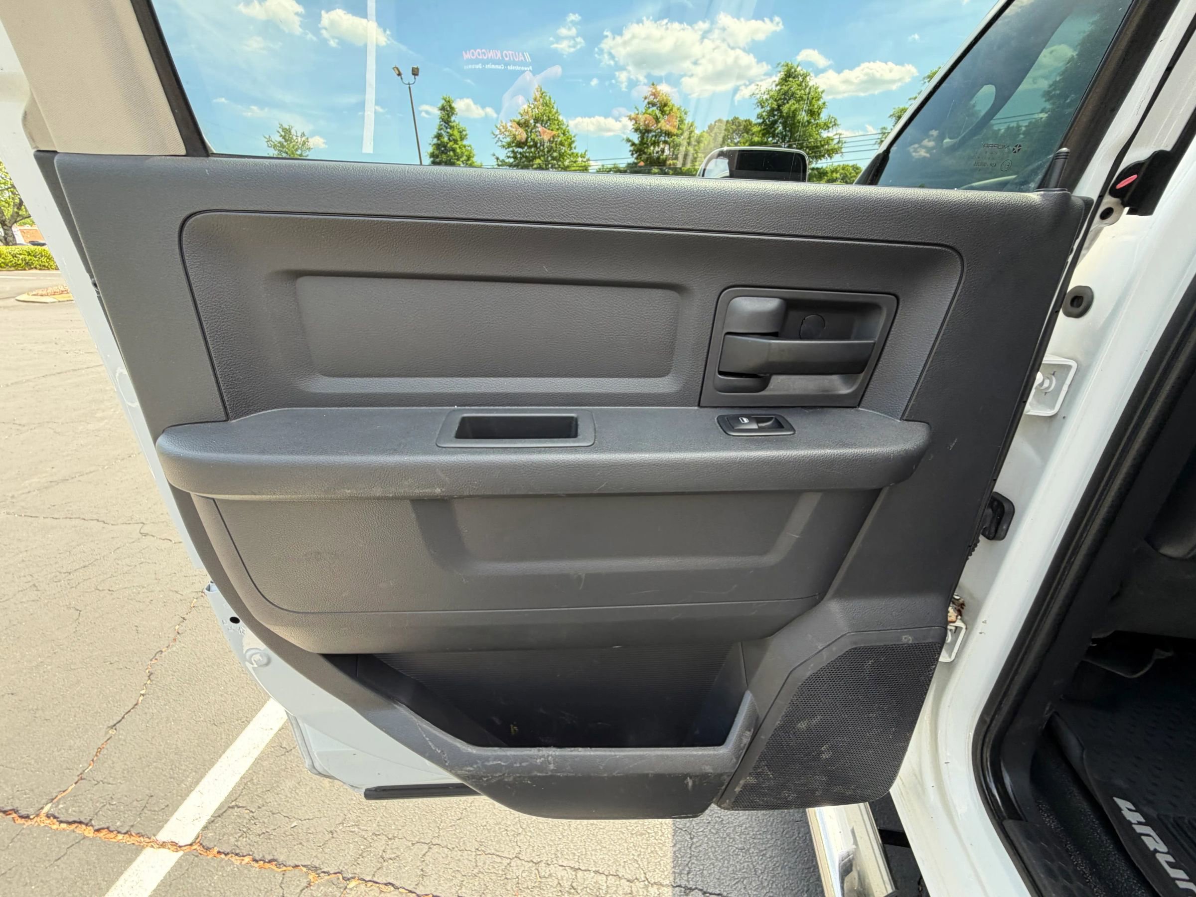 Used 2012 RAM 5500 2WD Crew Cab w/ Ambulance Prep Group image 22