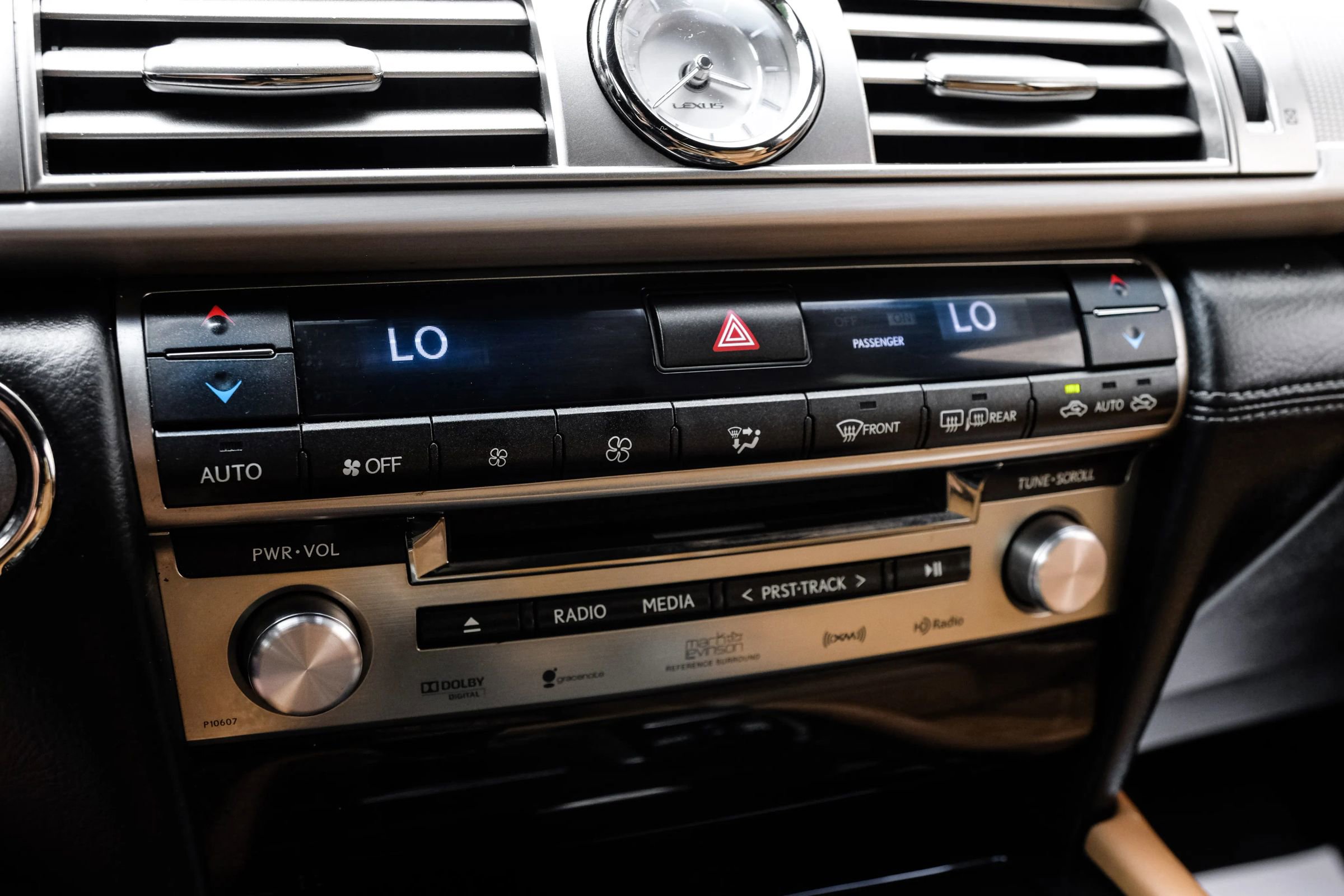 Used 2014 Lexus LS 460 AWD w/ F Sport Package image 38