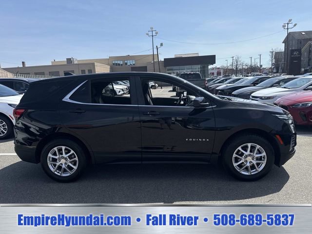 Used 2024 Chevrolet Equinox LT AWD/4WD image 3