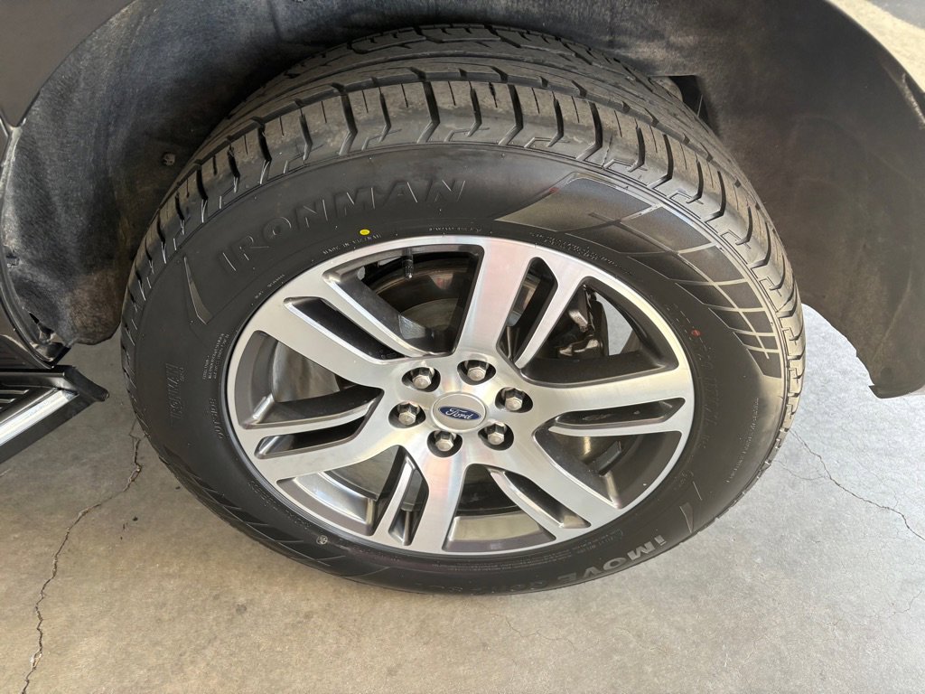 Used 2023 Ford Expedition Max XLT image 52