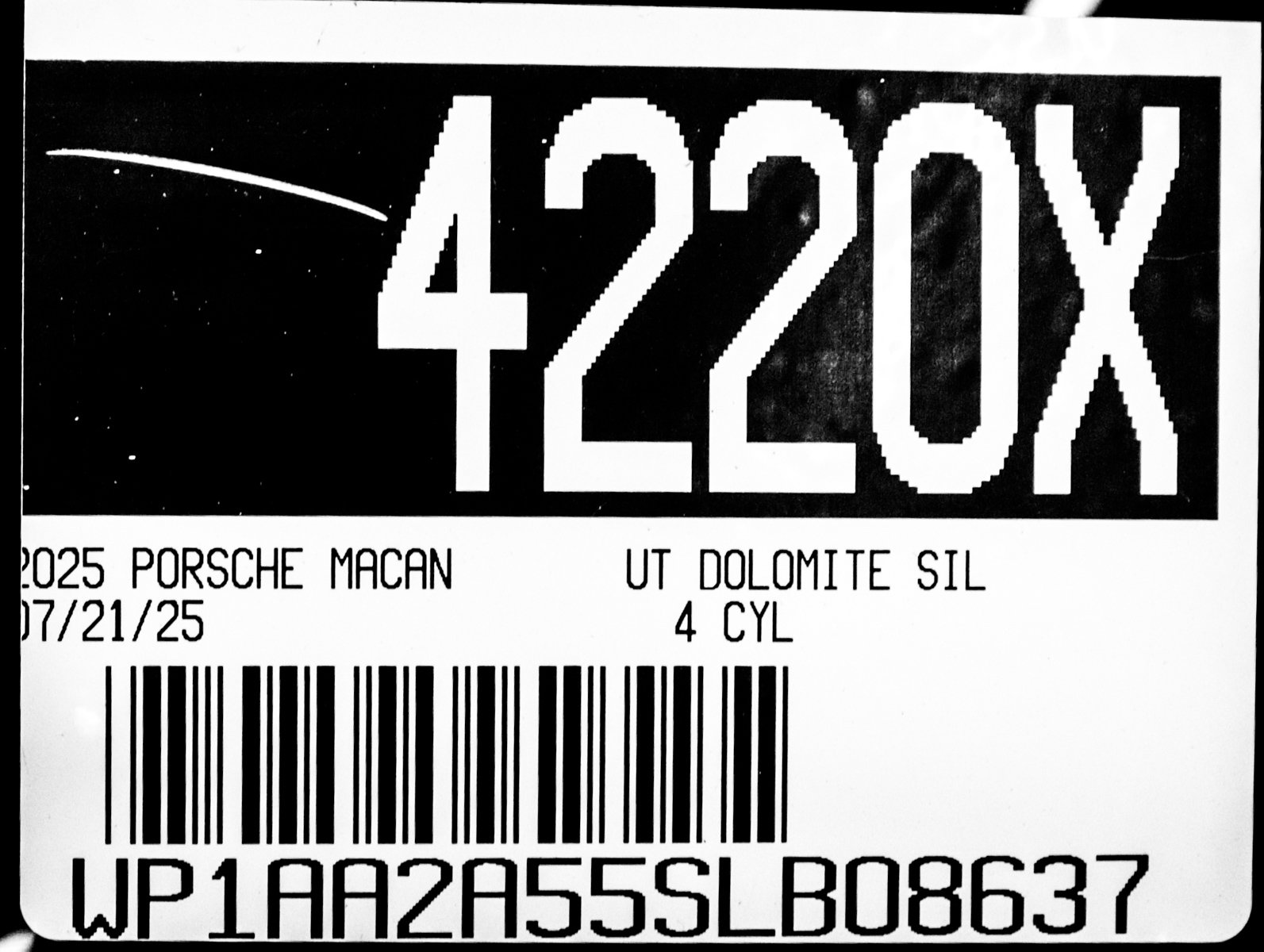 Used 2025 Porsche Macan image 31