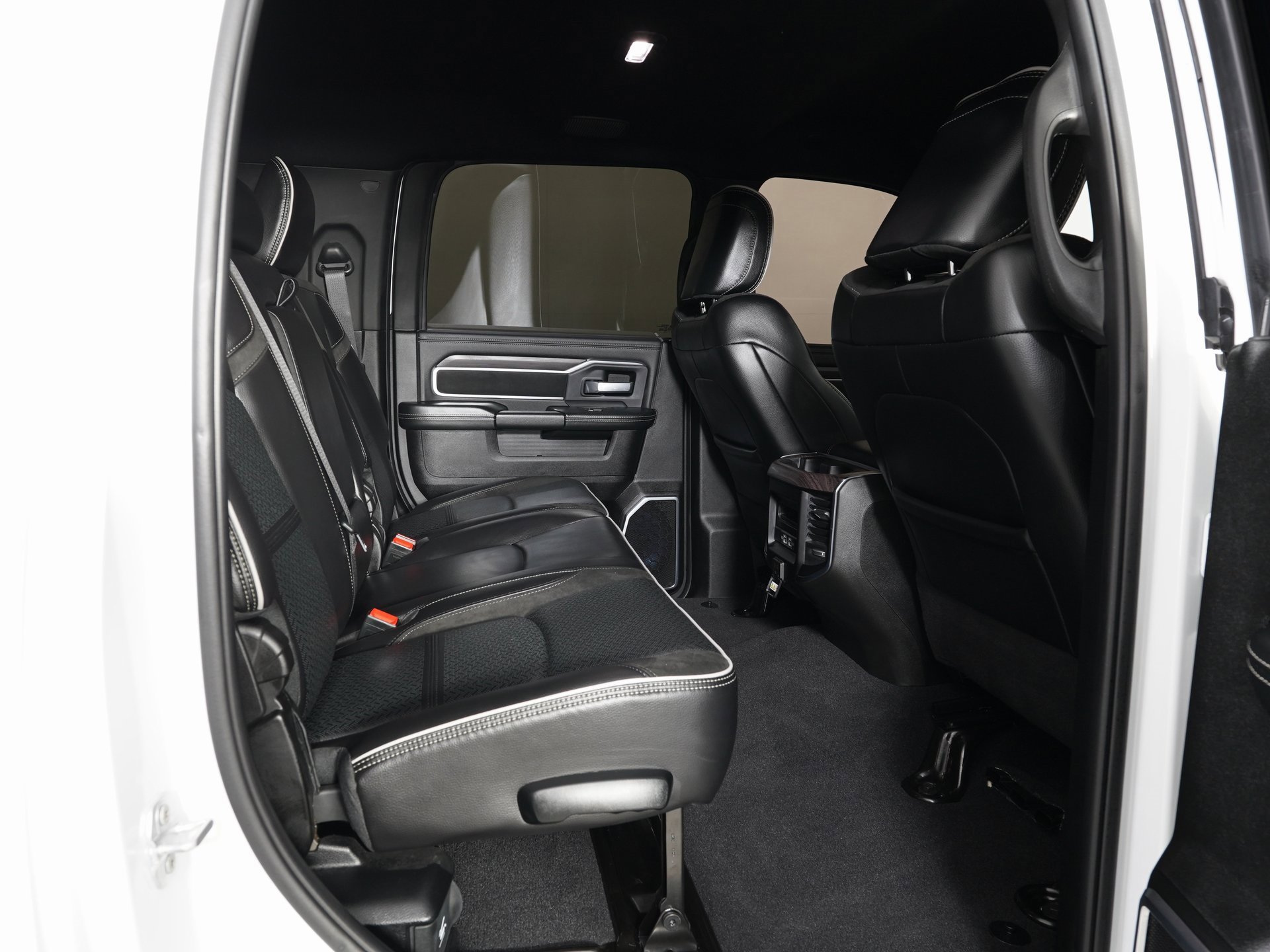 Used 2025 RAM 3500 Laramie w/ Max Tow Package image 11