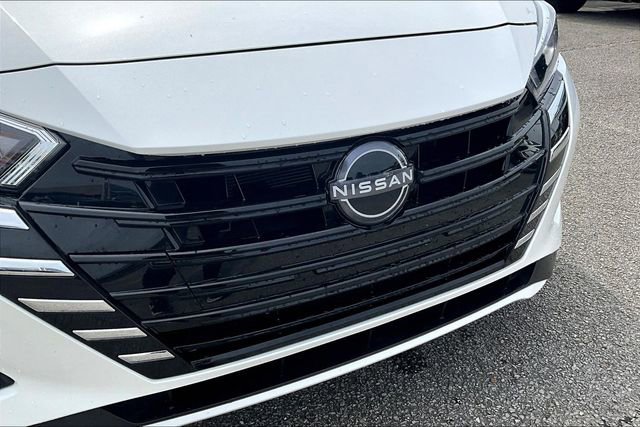 Certified 2024 Nissan Versa SV w/ Electronics Package image 31