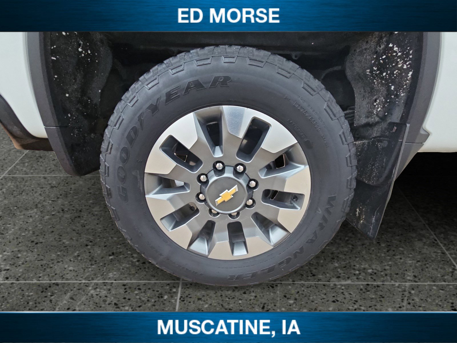 Used 2022 Chevrolet Silverado 2500 Custom w/ Custom Value Package image 10