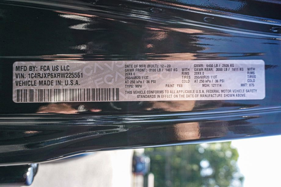 Used 2024 Jeep Wrangler Unlimited Sahara image 49