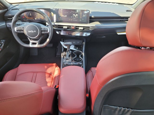 New 2027 Kia K5 GT-Line FWD image 7