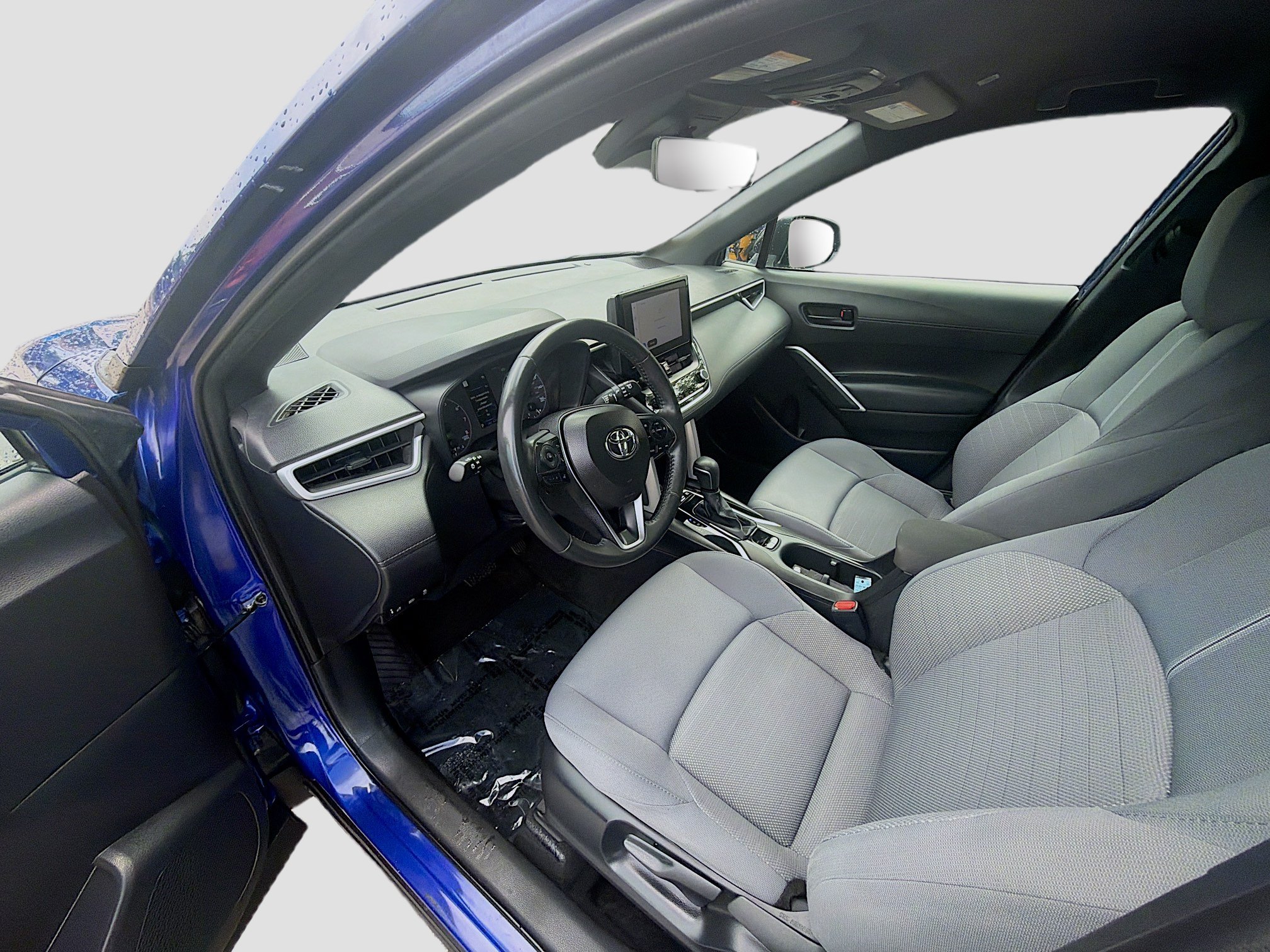 Used 2025 Toyota Corolla Cross AWD Hybrid image 9