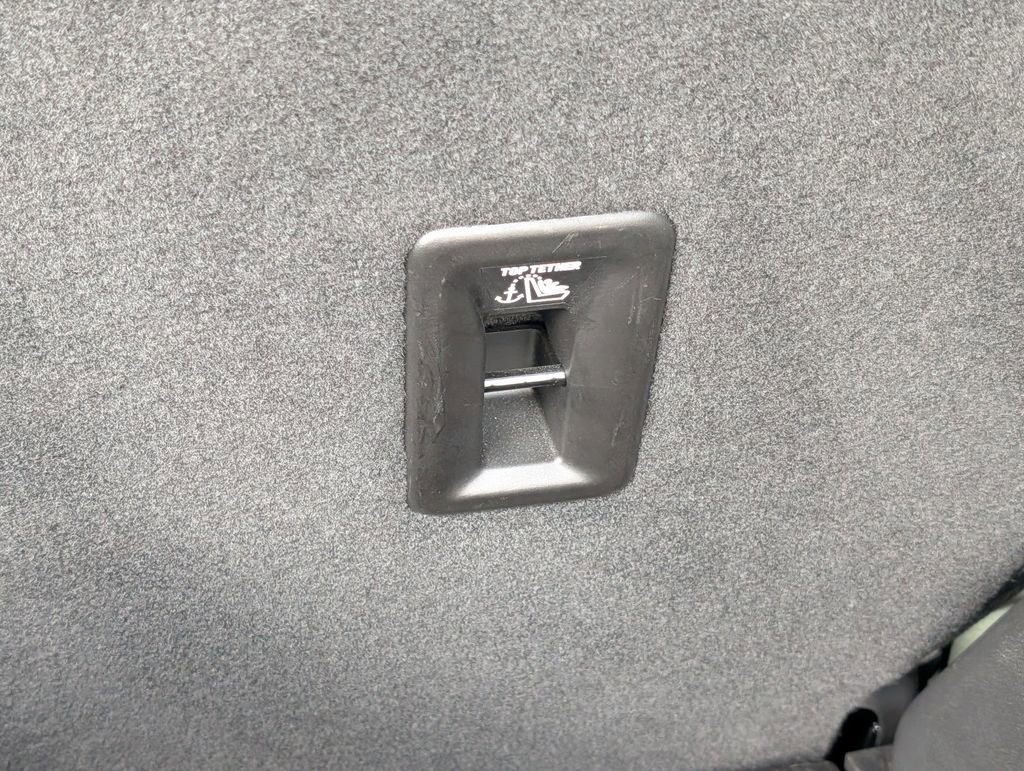 Used 2019 Chevrolet Equinox LT image 16