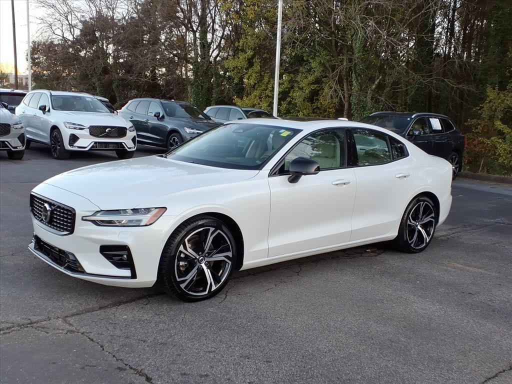 Certified 2024 Volvo S60 B5 Ultimate image 9