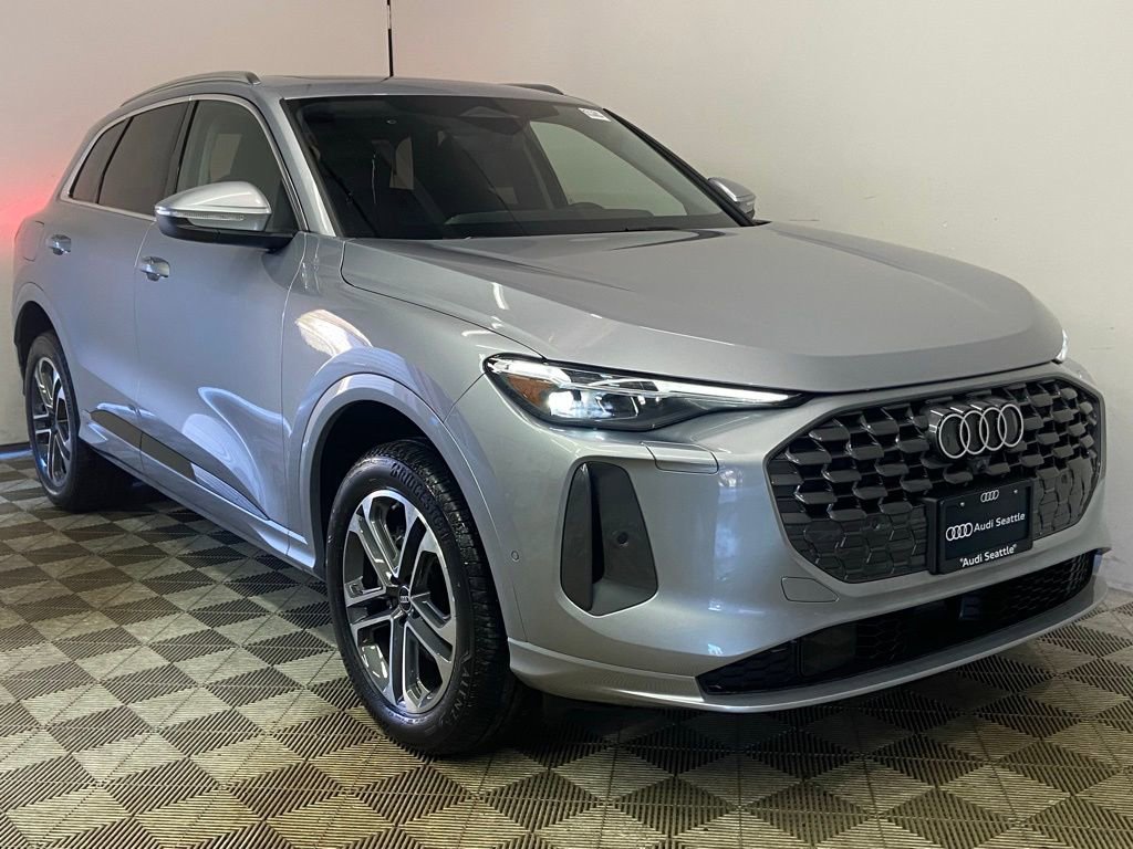 New 2025 Audi Q5 Premium Plus