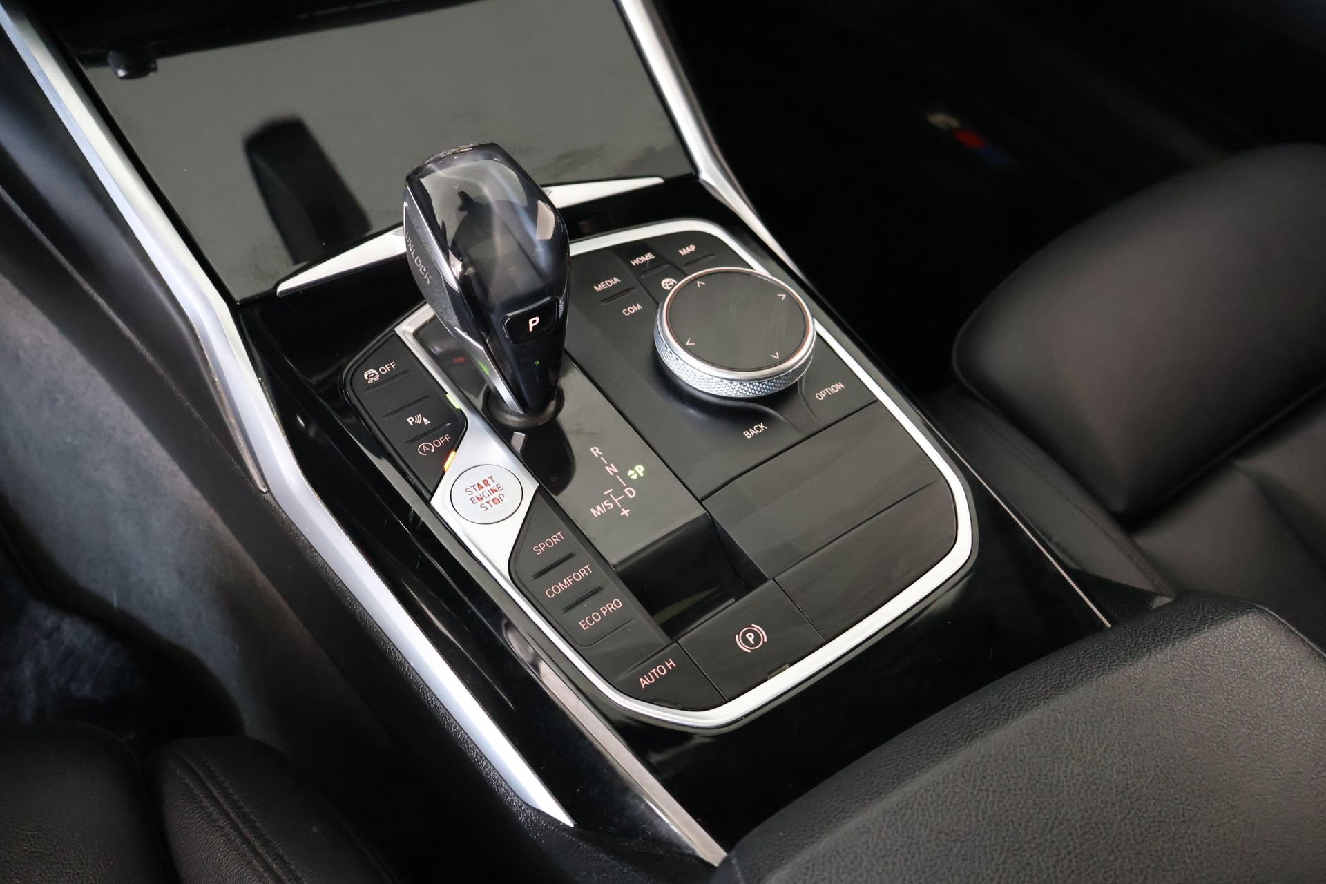 Used 2019 BMW 330i Sedan w/ Convenience Package RWD image 9