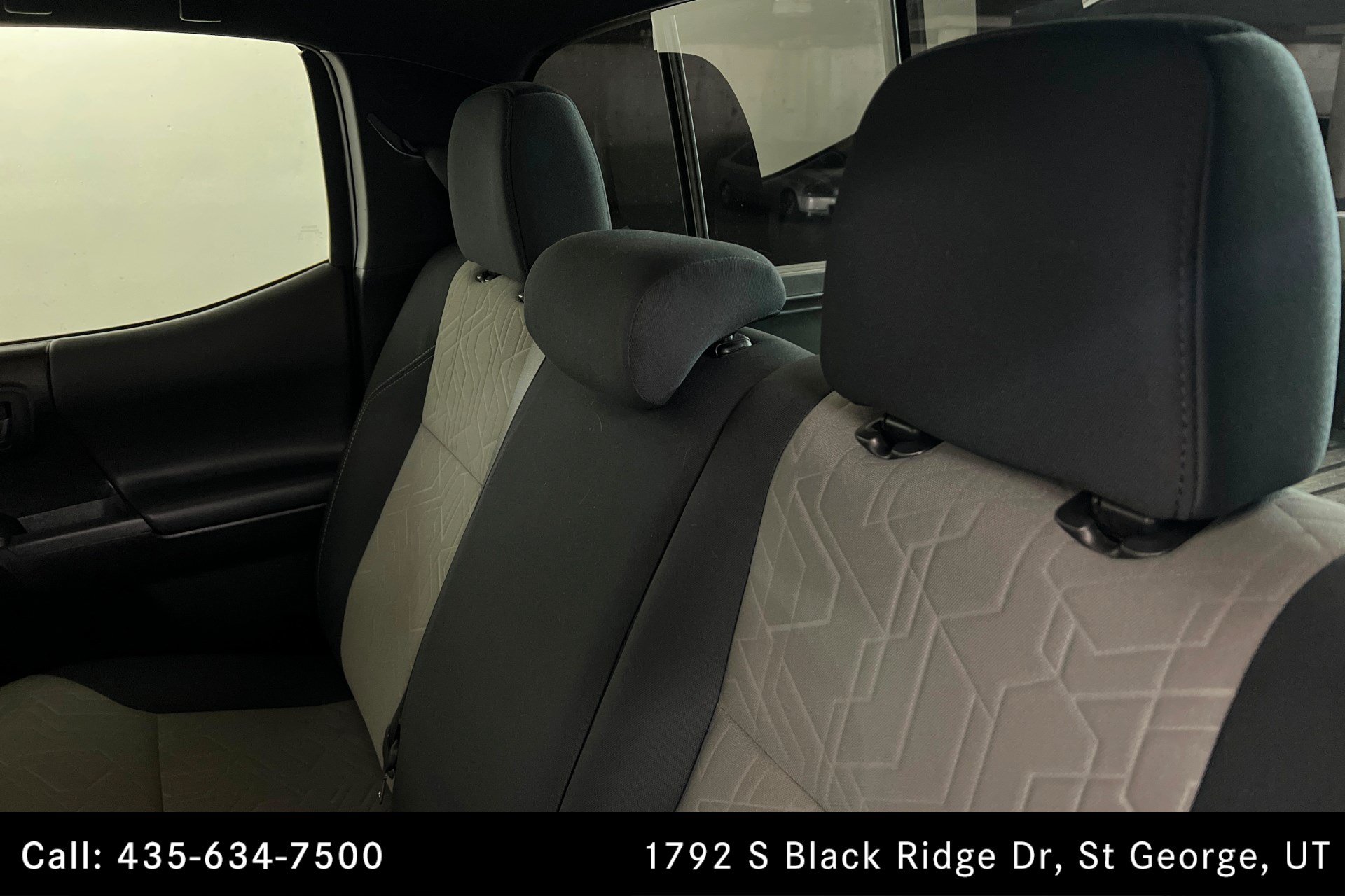 Used 2022 Toyota RAV4 XSE AWD/4WD image 19