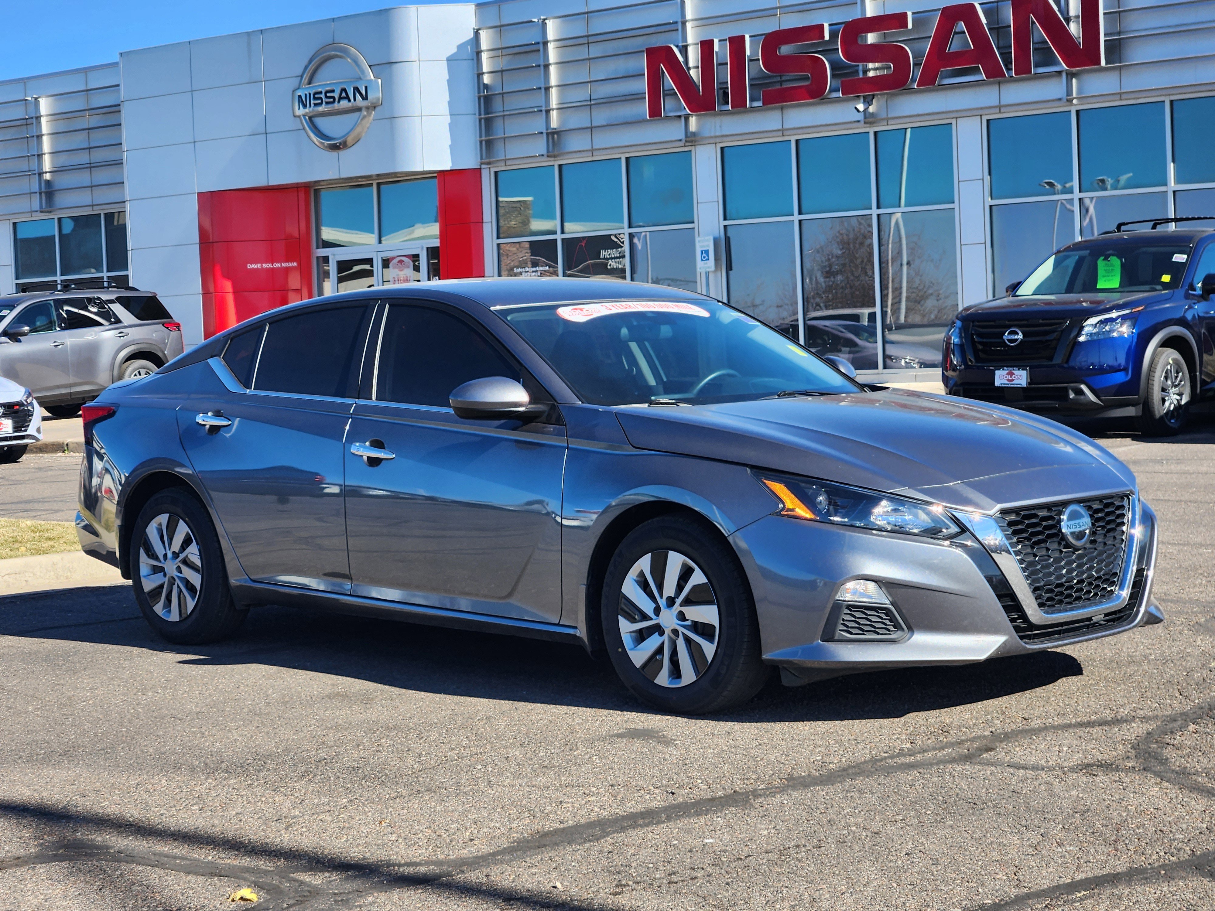 Used 2022 Nissan Altima 2.5 S image 5