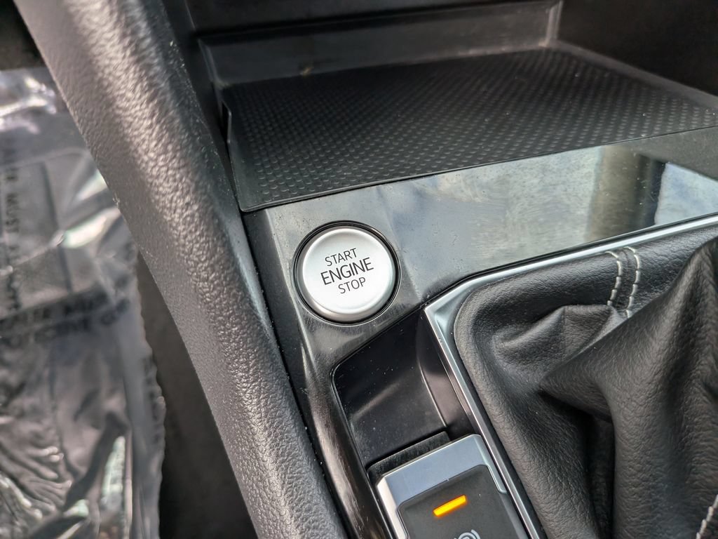Certified 2023 Volkswagen Taos S FWD image 24