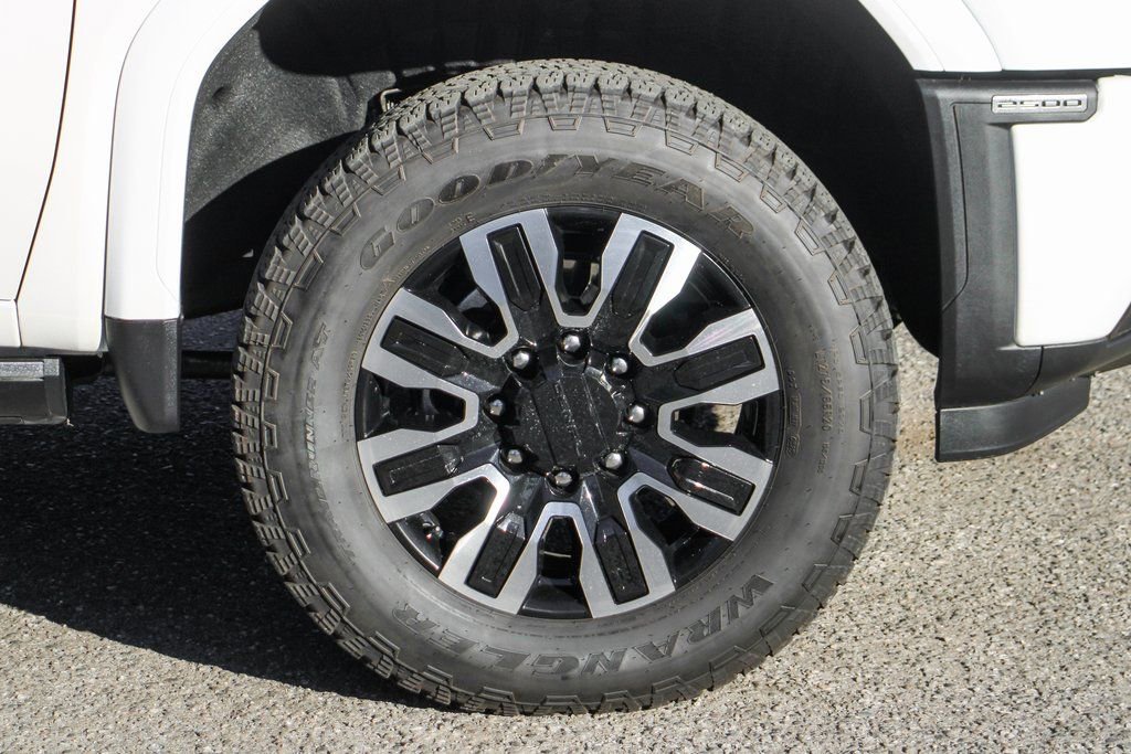 Used 2025 GMC Sierra 2500 Denali Ultimate image 54