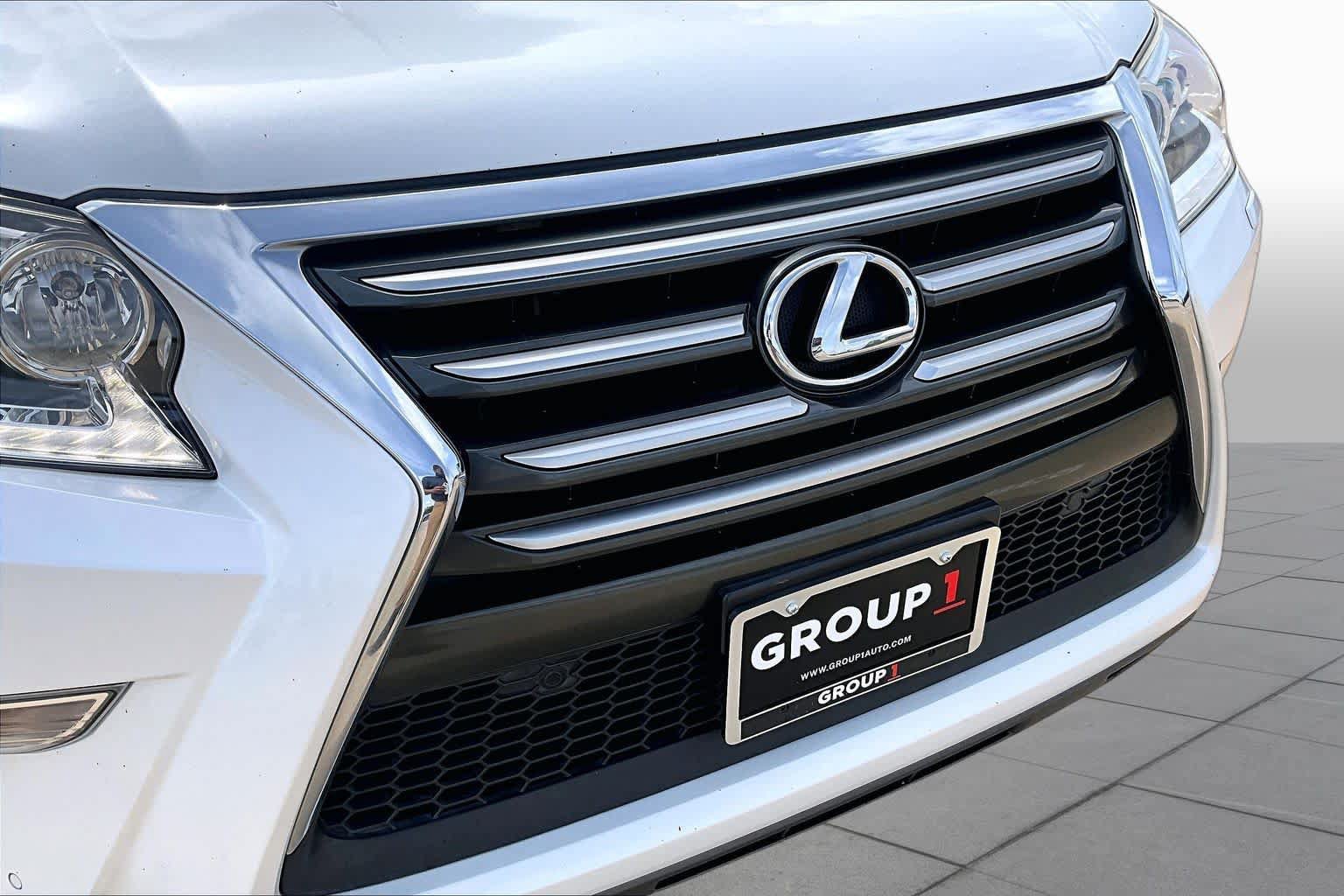 Used 2018 Lexus GX 460 Luxury w/ Preferred Accessory Package AWD/4WD image 30