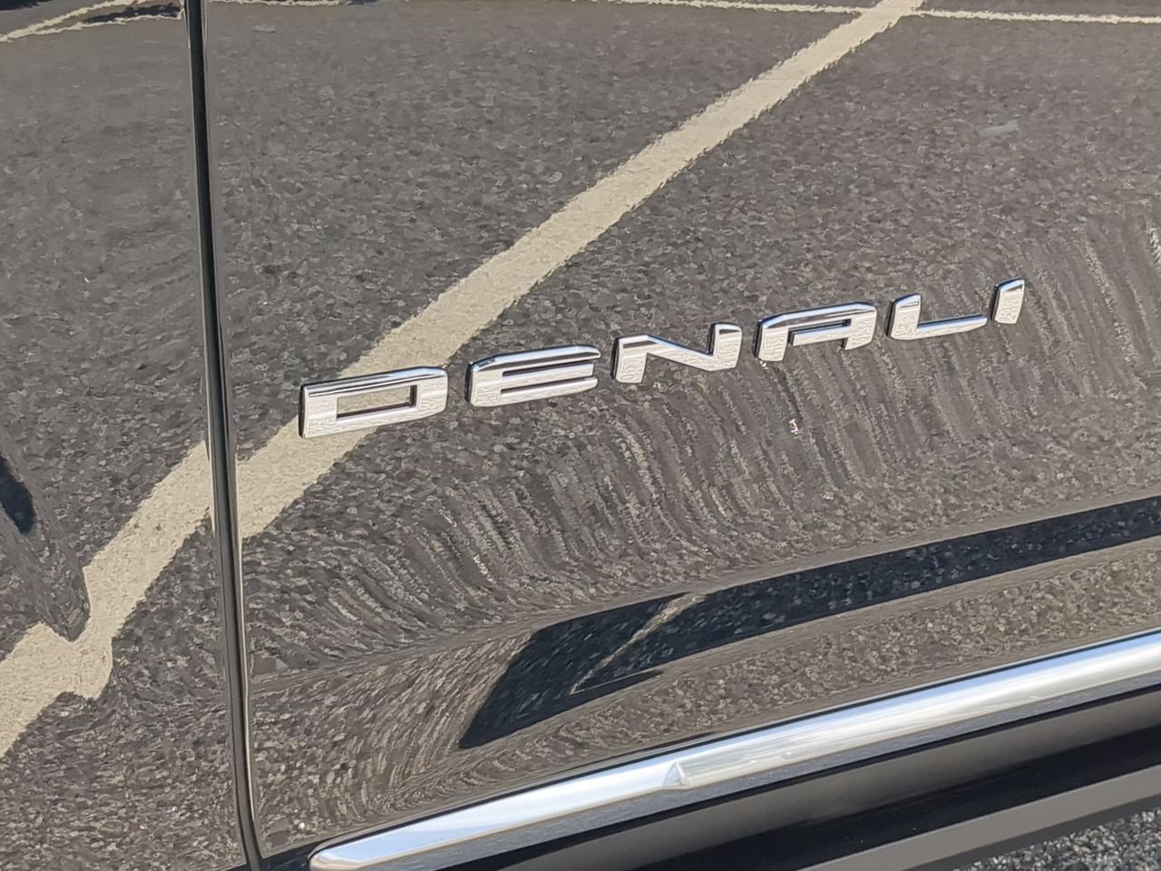 New 2026 GMC Yukon Denali w/ Denali Reserve Package AWD/4WD image 33