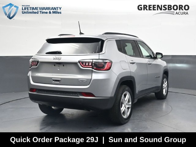 Used 2023 Jeep Compass Latitude w/ Sun and Sound Group AWD/4WD image 5