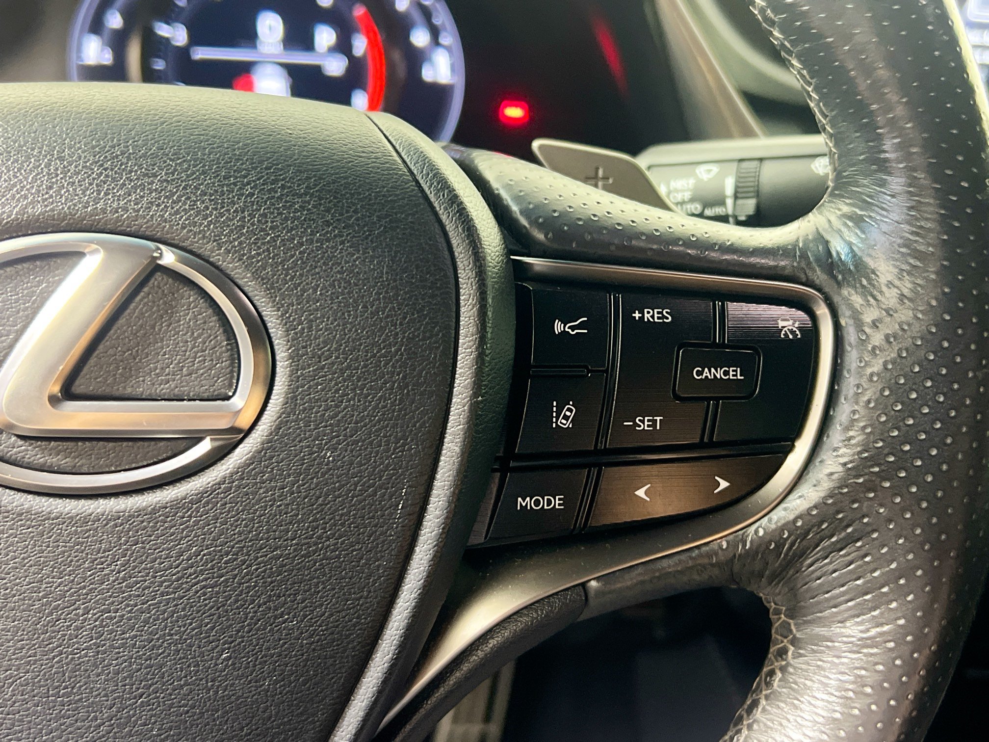 Used 2020 Lexus ES 350 F Sport w/ Accessory Package 2 FWD image 19