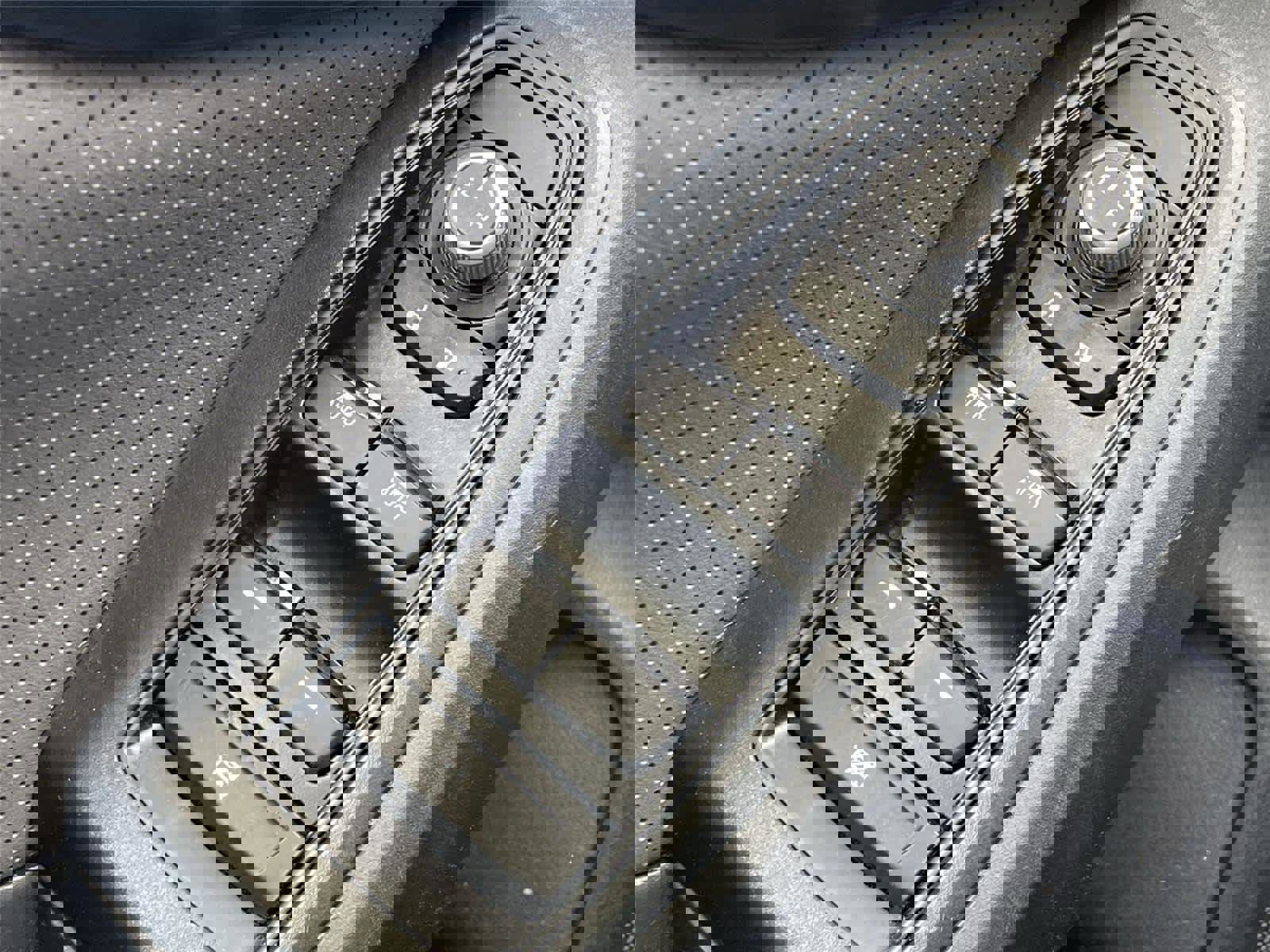 Used 2021 Subaru Crosstrek 2.5i Sport w/ Moonroof Package image 17