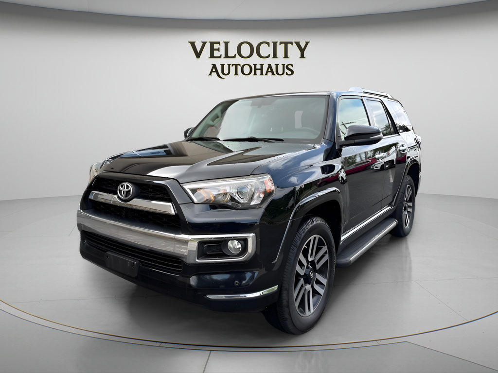 Used 2017 Toyota 4Runner Limited AWD/4WD image 3