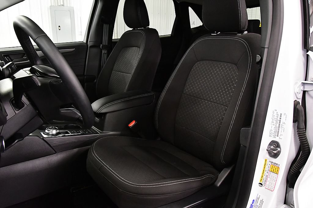 Used 2024 Ford Escape Active AWD/4WD image 28