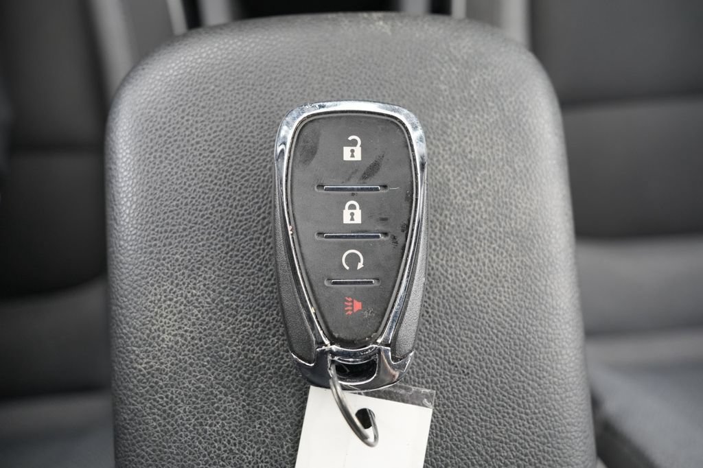 Used 2023 Chevrolet TrailBlazer LT FWD image 35