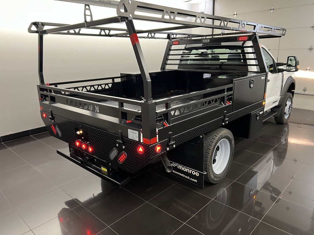 New 2025 Ford F550 4x4 Regular Cab Super Duty image 6