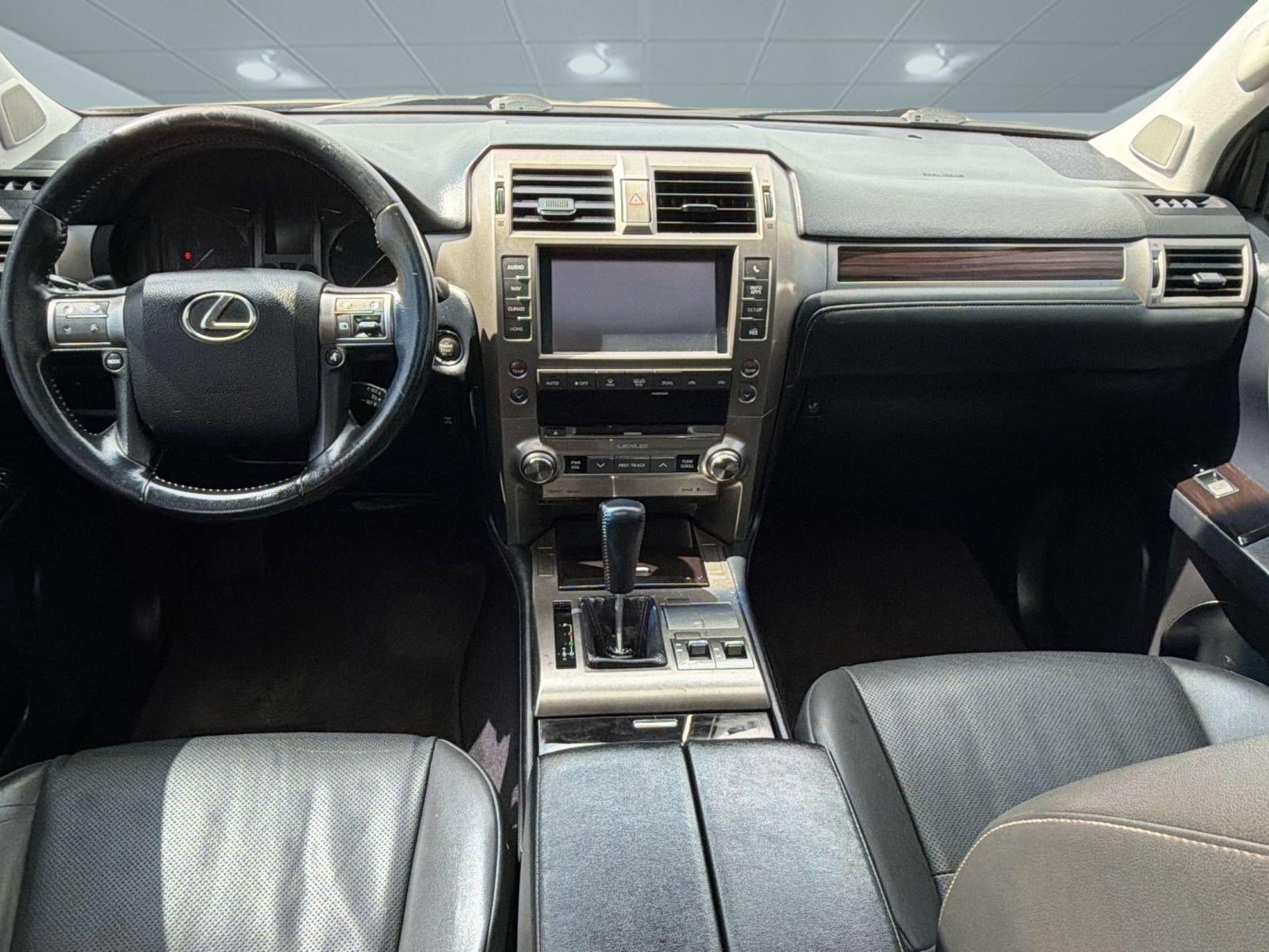 Used 2019 Lexus GX 460 w/ Navigation Package AWD/4WD image 15